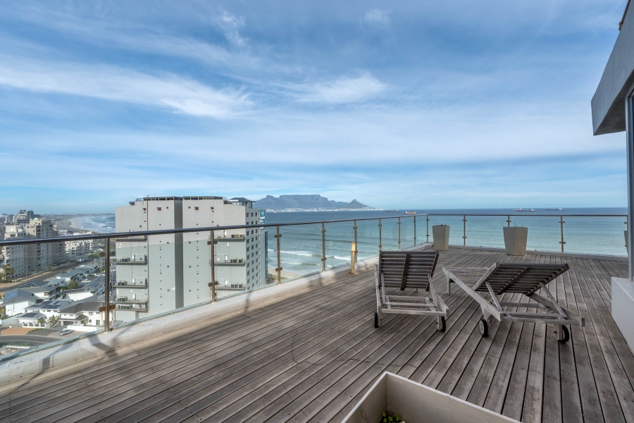 4 Bedroom Property for Sale in Beachfront Western Cape